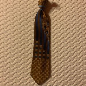 Today’s Man Fashion Men’s Dress Necktie in Straight-Line and Quadrilateral Space